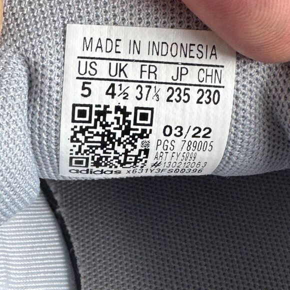 Adidas Run Falcon 2.0 Youth Boys Sneakers Size 5 Big Kids NWT - Picture 10 of 11